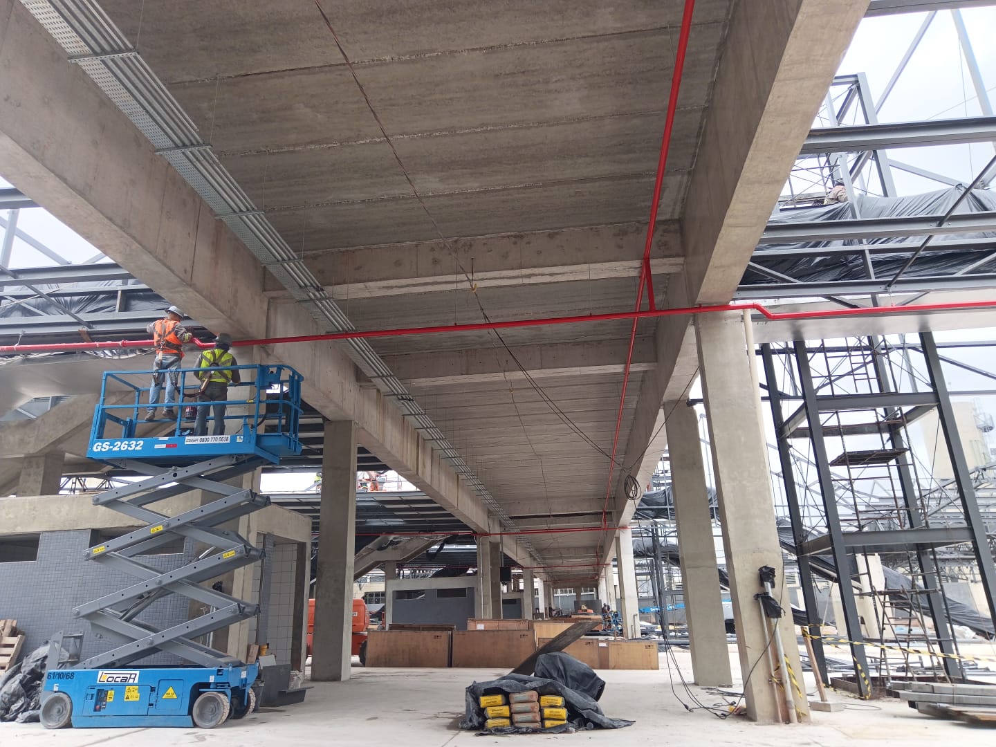 Estrutura metálica em obra civil