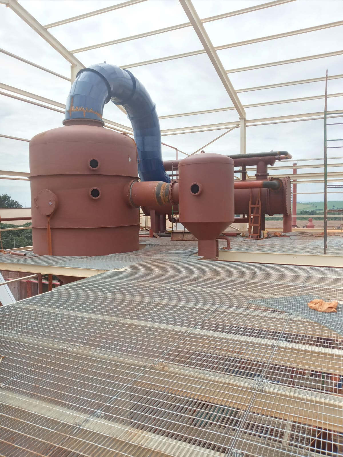 Plataforma de silos — KGM e Stemmil, obra Brejeiro